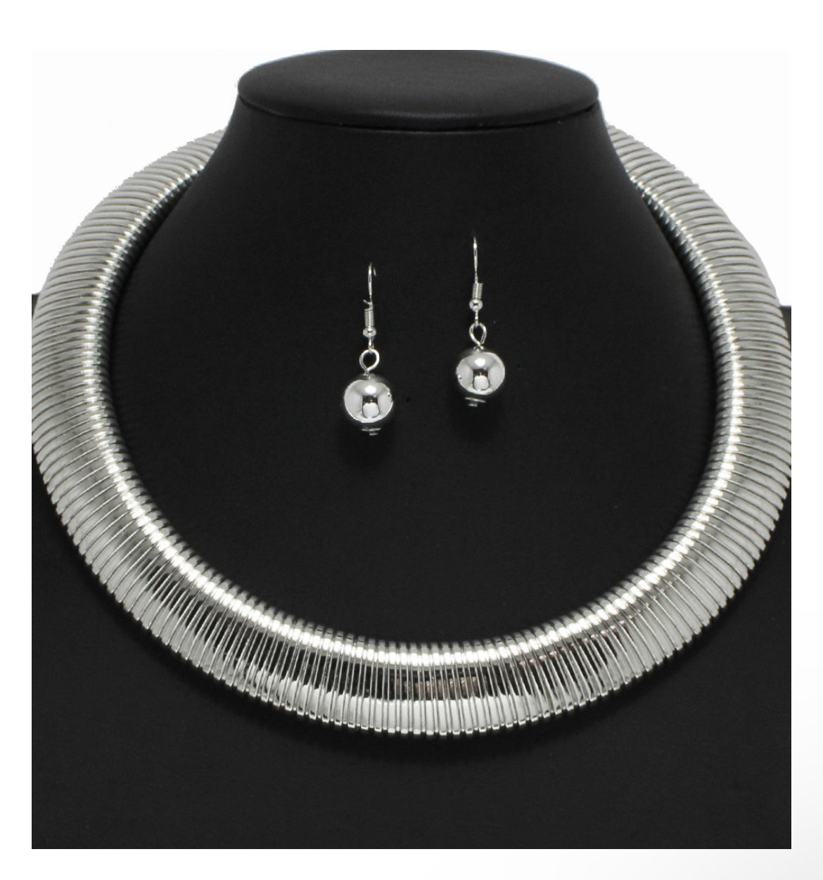 Textured Collar Necklace